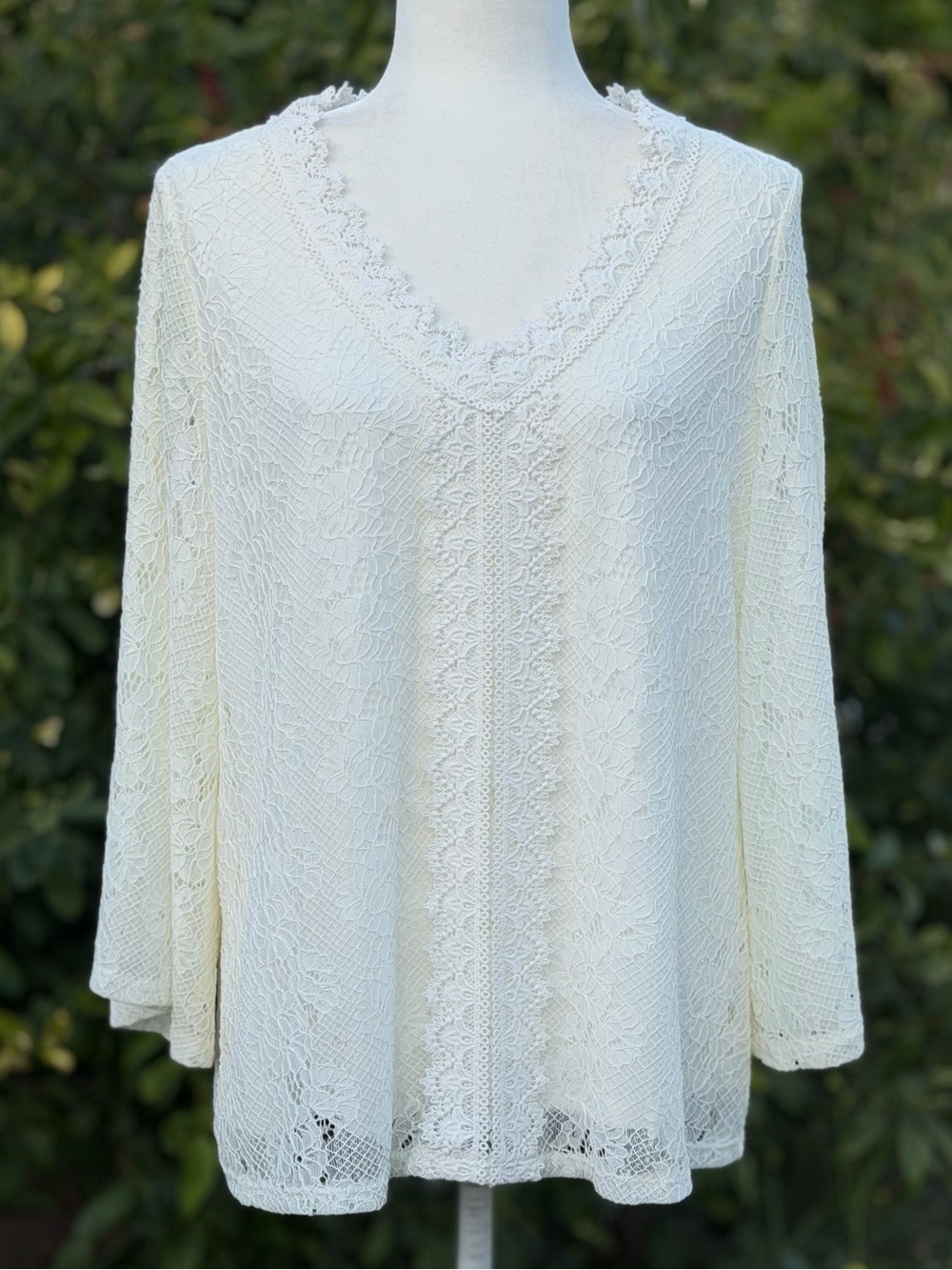 Cable & Gauge Cream Lace Overlay Cold Shoulder 3/4 Bell Sleeve Blouse ~ XL